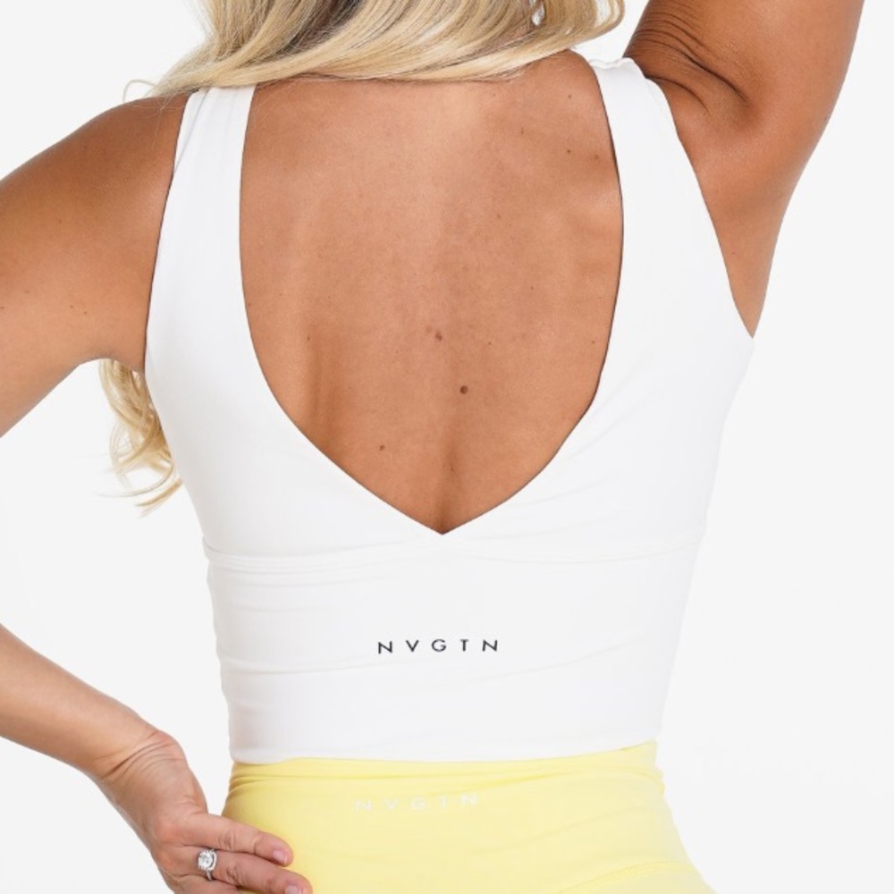 Top Size Small - image 2